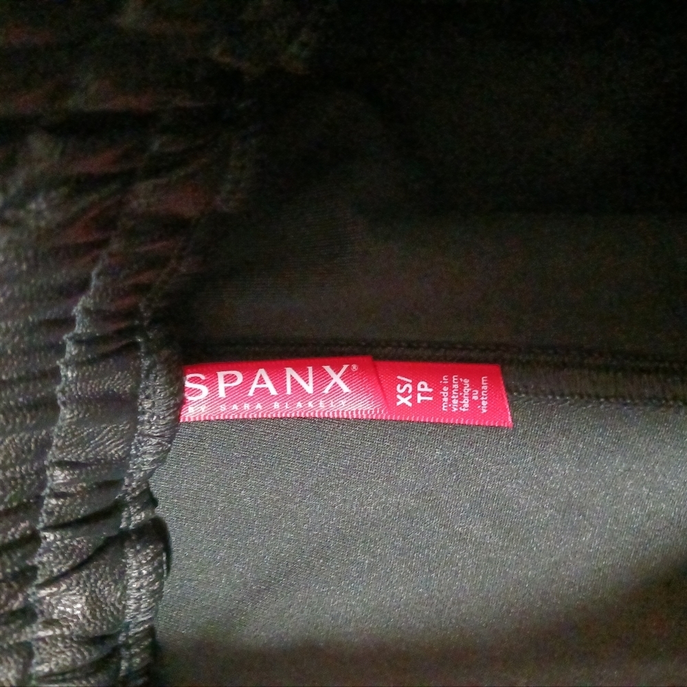 Spanx leather like jogger NWT - Picture 6 of 6